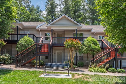409 Carlyle Way, Asheville, NC, 28803-1239 | Card Image