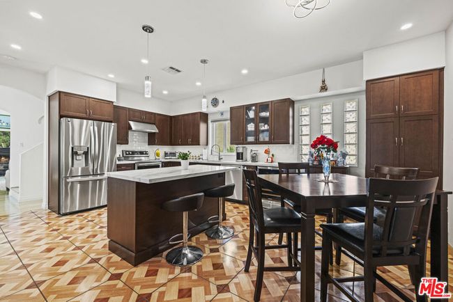 21615 Wo He Lo Trl, House other with 3 bedrooms, 4 bathrooms and null parking in Chatsworth CA | Image 11