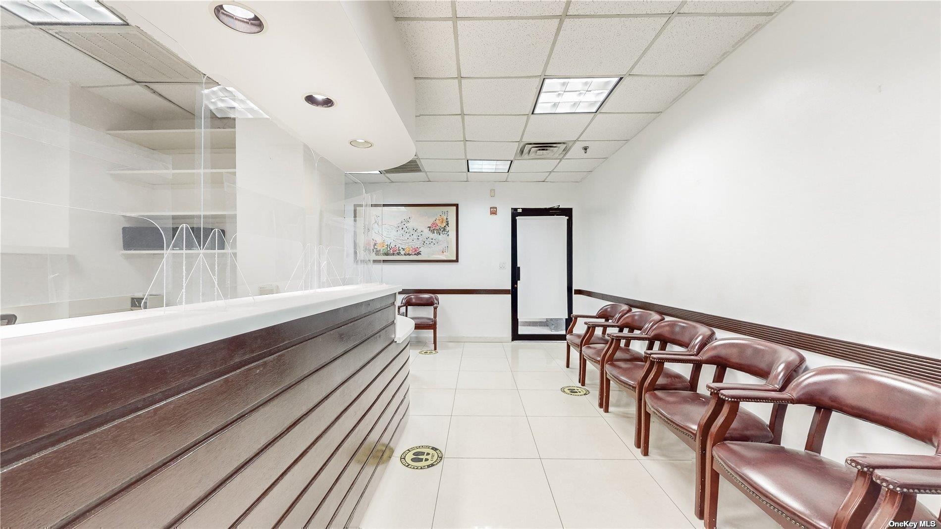 Commercial Sale in New York 4