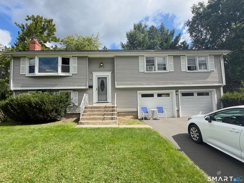 10 Skinner Dr, Bloomfield, CT, 06002-2616 | Card Image