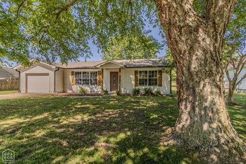 120 Cypress Dr, Trumann, AR, 72472-2012 | Card Image
