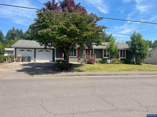 1737 12th Ave, Sweet Home, OR, 97386-1080 | Card Image
