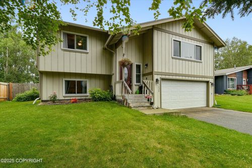 3620 Gayot Dr, Anchorage, AK, 99504-4207 | Card Image