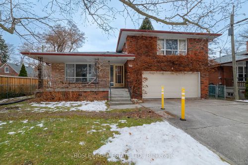 332 Senlac Rd, North York, ON, M2R1R3 | Card Image