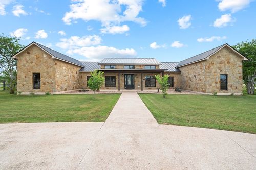 115 Lakeside Cv, Martindale, TX, 78655-3989 | Card Image