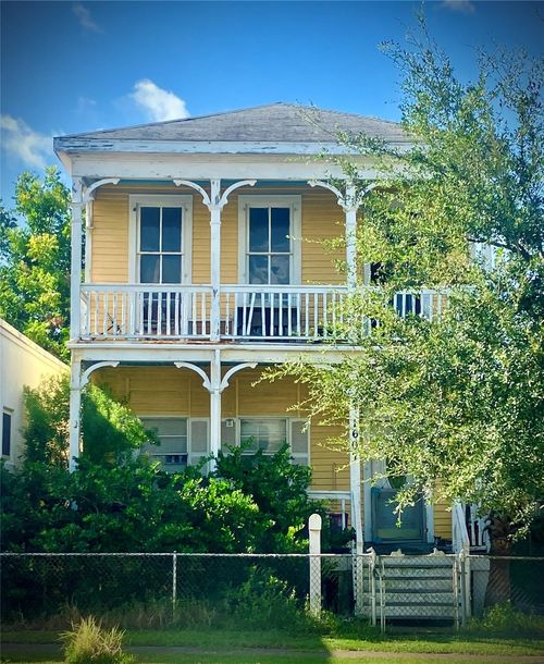 1607 Mechanic St, Galveston, TX, 77550-2509 | Card Image