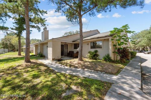 2044-3801 Crown Point Rd, JACKSONVILLE, FL, 32257-7804 | Card Image