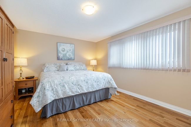 13 Mcgillivary Cres, House other with 4 bedrooms, 3 bathrooms and 4 parking in Brampton ON | Image 17