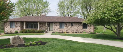 12149 Pamela Dr, Kenton, OH, 43326-9716 | Card Image