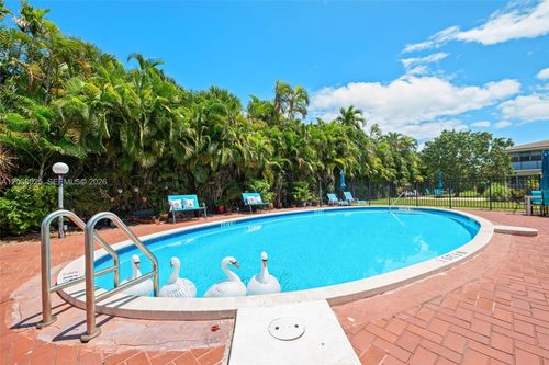 212-1431 S 14th Ave, Hollywood, FL, 33020-6555 | Card Image