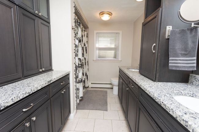 38 Williams Rd, House other with 3 bedrooms, 3 bathrooms and 10 parking in Smithfield RI | Image 13