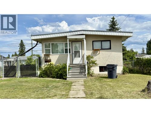 898 Ewert St, Prince George, BC, V2M2N9 | Card Image