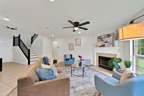 7548 Meadow Creek Dr, Fort Worth, TX, 76123-1002 | Card Image