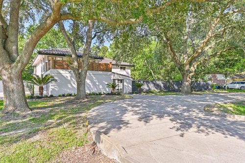 1207 Thomas Dr, Friendswood, TX, 77546-2020 | Card Image