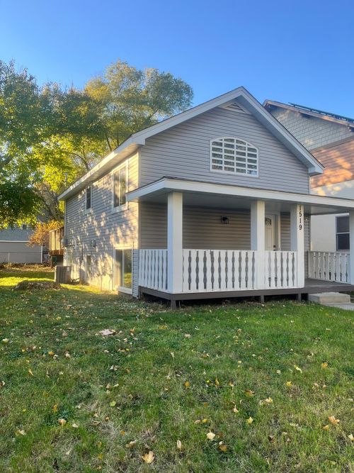 1519 Logan Ave N, Minneapolis, MN, 55411-3173 | Card Image