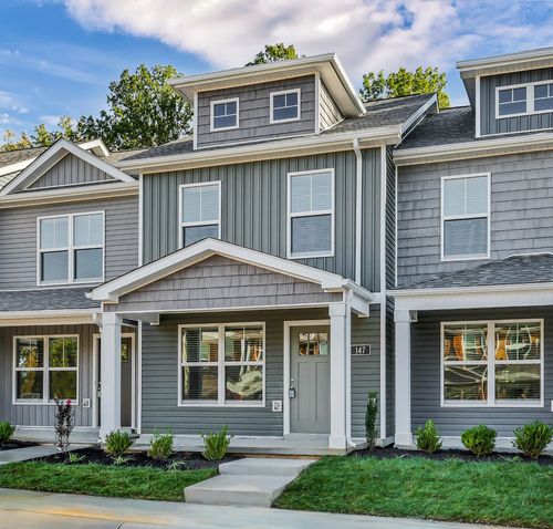 147 Quarry Point Dr, Clarksville, TN, 37043-3368 | Card Image