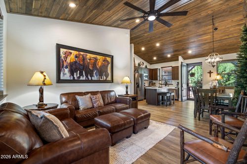 3945 W Cooley Dr, Show Low, AZ, 85901-0151 | Card Image