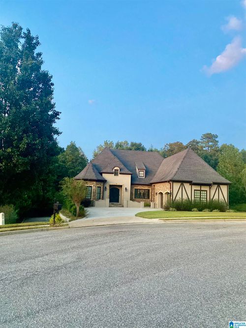 329 Normandy Ln, CHELSEA, AL, 35043-5347 | Card Image