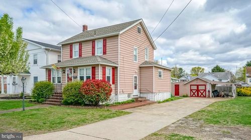 16 Fairview Ave, PENNSVILLE, NJ, 08070-1504 | Card Image