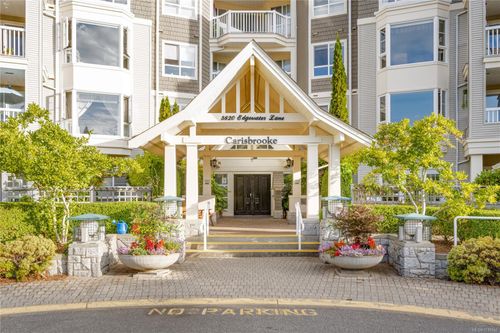 201-5620 Edgewater Lane, Nanaimo, BC, V9T6K1 | Card Image