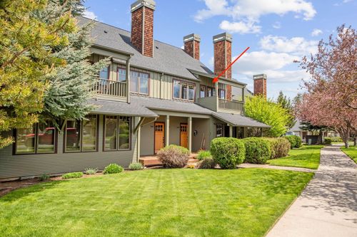 566 W Jefferson Ave, Sisters, OR, 97759-0149 | Card Image