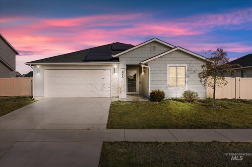 8356 E Conant St, Nampa, ID, 83687-4828 | Card Image