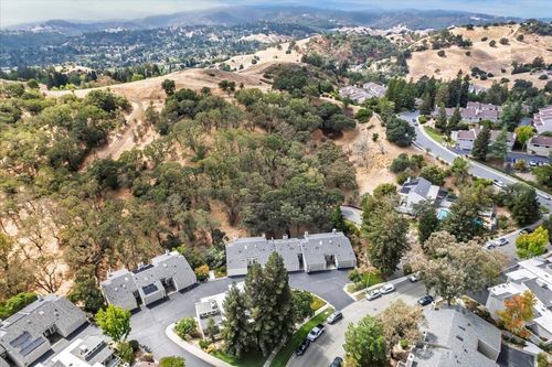 359 Ridgeview Dr, Pleasant Hill, CA, 94523-1025 | Card Image