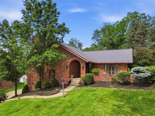 2483 Southvue Dr, Pittsburgh, PA, 15241-2544 | Card Image