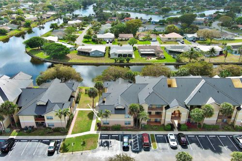 302-7630 Westwood Dr, Tamarac, FL, 33321-2350 | Card Image