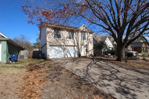 808 Angleton Cv, Austin, TX, 78748-2301 | Card Image