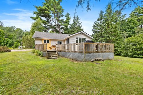 39 Hobo Rd, Bancroft, ON, K0L1C0 | Card Image