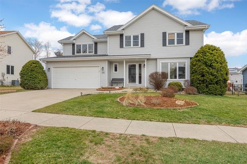 1306 Prairieview Drive Ne, Cedar Rapids, IA, 52402 | Card Image