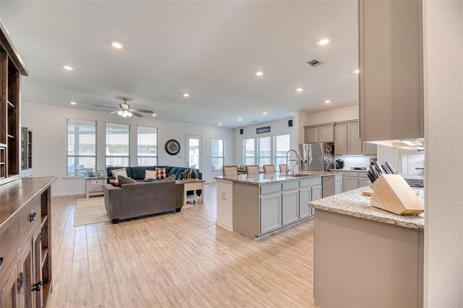 3707 Lion Creek Ct, House other with 3 bedrooms, 3 bathrooms and 2 parking in Rosenberg TX | Image 5