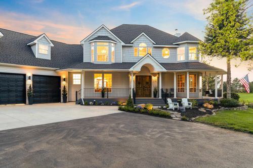 7406 S Deerview Ln, Spokane, WA, 99223-2043 | Card Image