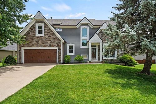 8501 149th Ter, Overland Park, KS, 66223-2791 | Card Image