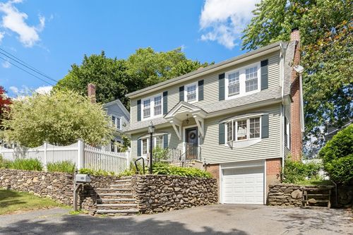 7 Jonathan St, Gardner, MA, 01440-1905 | Card Image