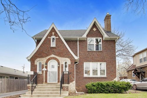 403 Wille St, Mount Prospect, IL, 60056-3817 | Card Image