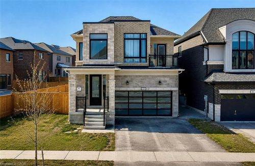 53 Mackay Drive, Woodstock, ON, N4T0N8 | Card Image