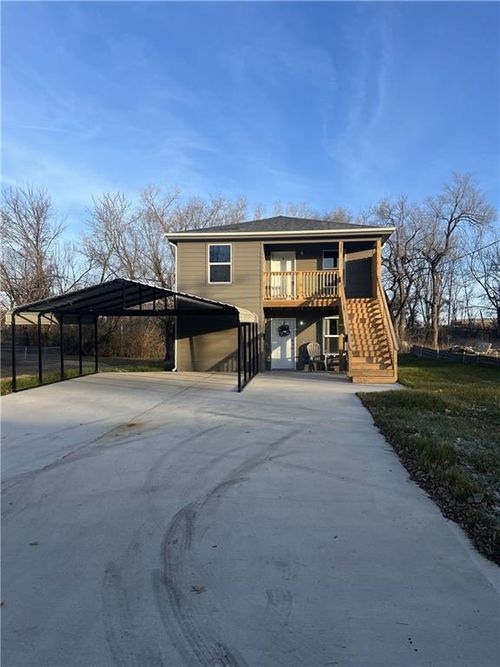717 E Culton St, Warrensburg, MO, 64093-2054 | Card Image