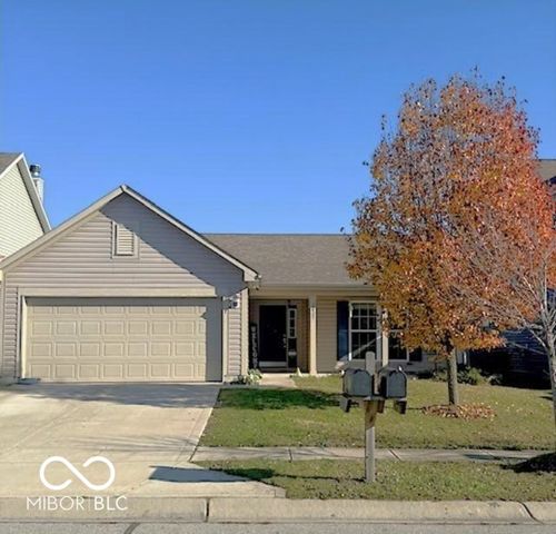 2425 Bristol Dr, Franklin, IN, 46131-5521 | Card Image