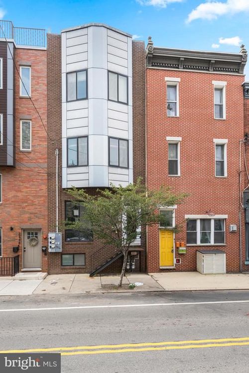 a-2450 Frankford Ave, PHILADELPHIA, PA, 19125-1638 | Card Image