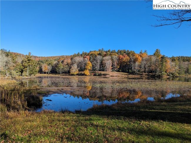 UNIT-235 - 148 Royal Oaks Dr, Condo with 2 bedrooms, 2 bathrooms and null parking in Blowing Rock NC | Image 24