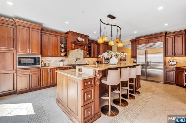 10 Fox Ter, House other with 6 bedrooms, 8 bathrooms and null parking in Cliffside Park NJ | Image 11