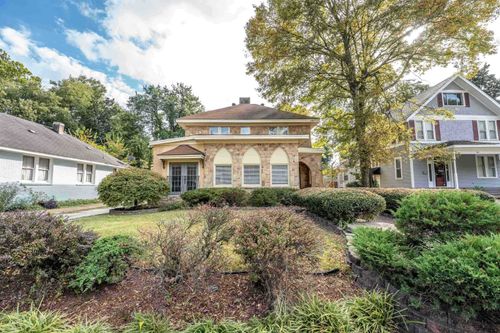 2035 Central Ave, Memphis, TN, 38104-5261 | Card Image