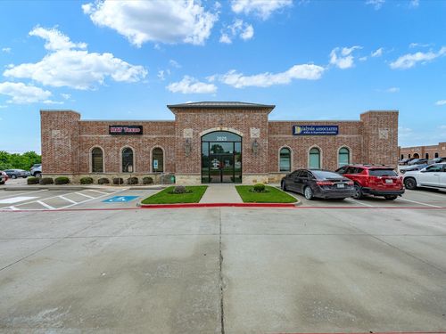 100-2025 Fort Worth Hwy, Weatherford, TX, 76086-4777 | Card Image
