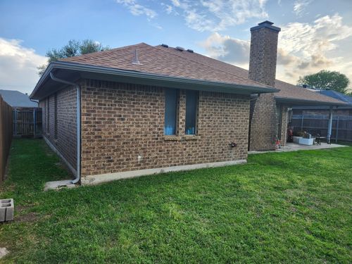 609 Betsy Ross Drive, Arlington, TX, 76002 | Card Image