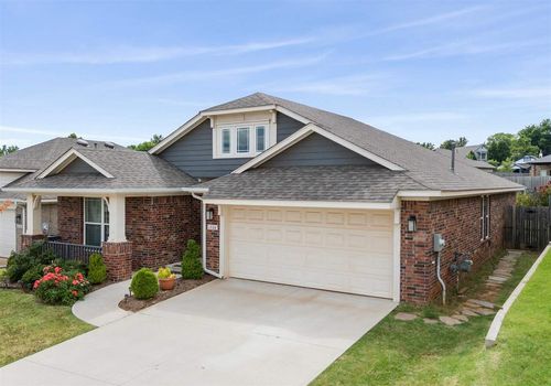 1206 Martin St, Stillwater, OK, 74074-1981 | Card Image