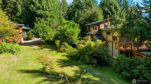 12325 461st Ave Se, North Bend, WA, 98045-8884 | Card Image