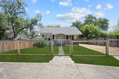 1710 N Hamilton St, House other with 2 bedrooms, 1 bathrooms and null parking in San Antonio TX | Image 1