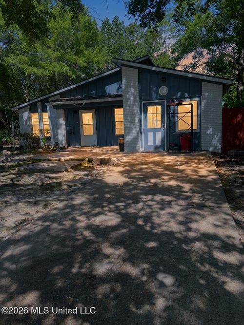 916 E Birch Drive, Gulfport, MS, 39503 | Card Image